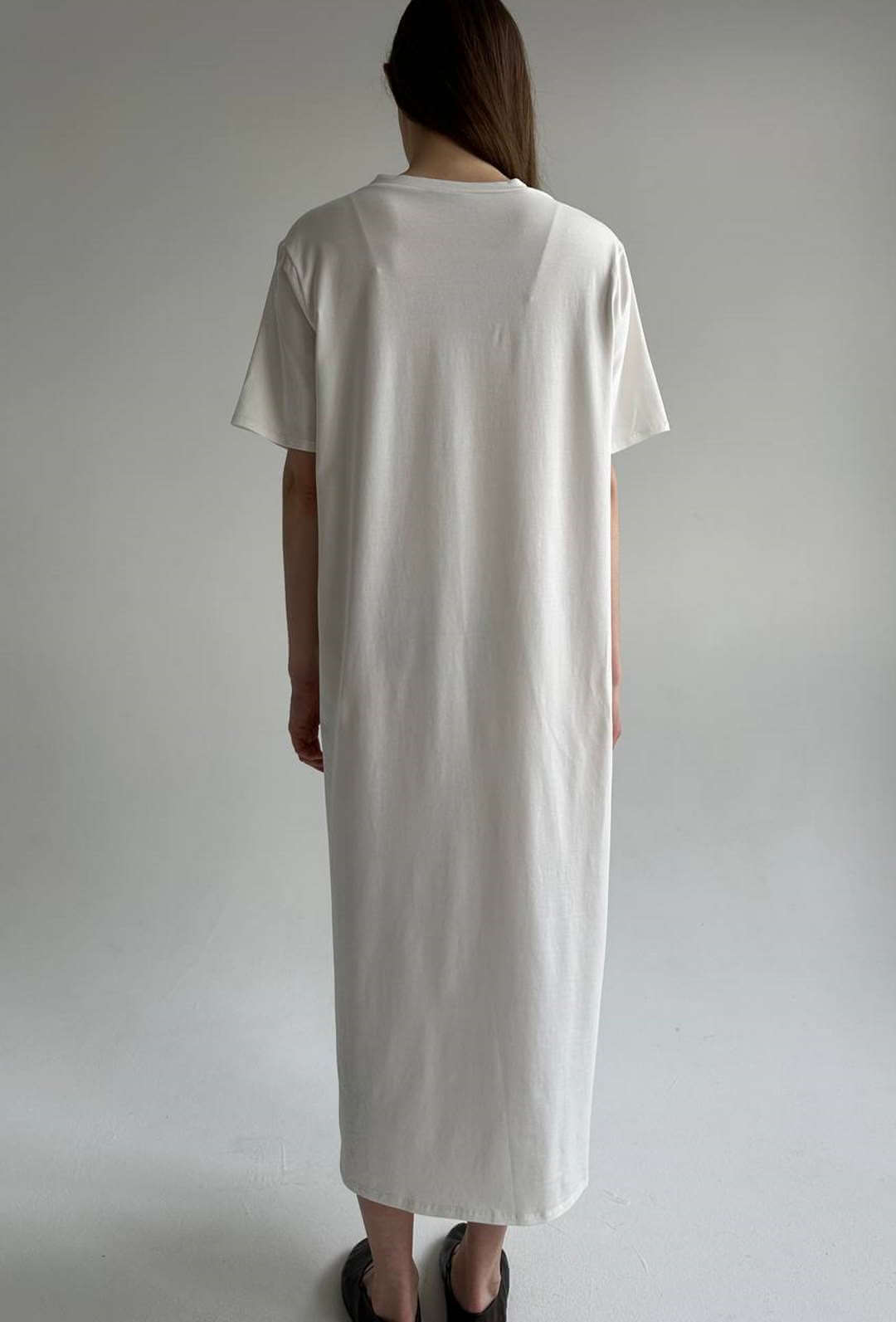 Платье-футболка белое от интернет-магазина PFG STUDIO