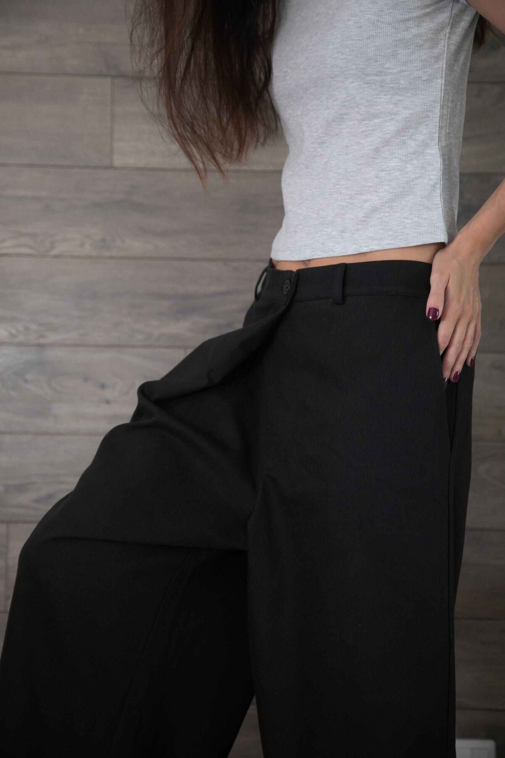 Брюки на запах из денима  PE.100.2212.10.2220.03 от интернет-магазина PFG STUDIO