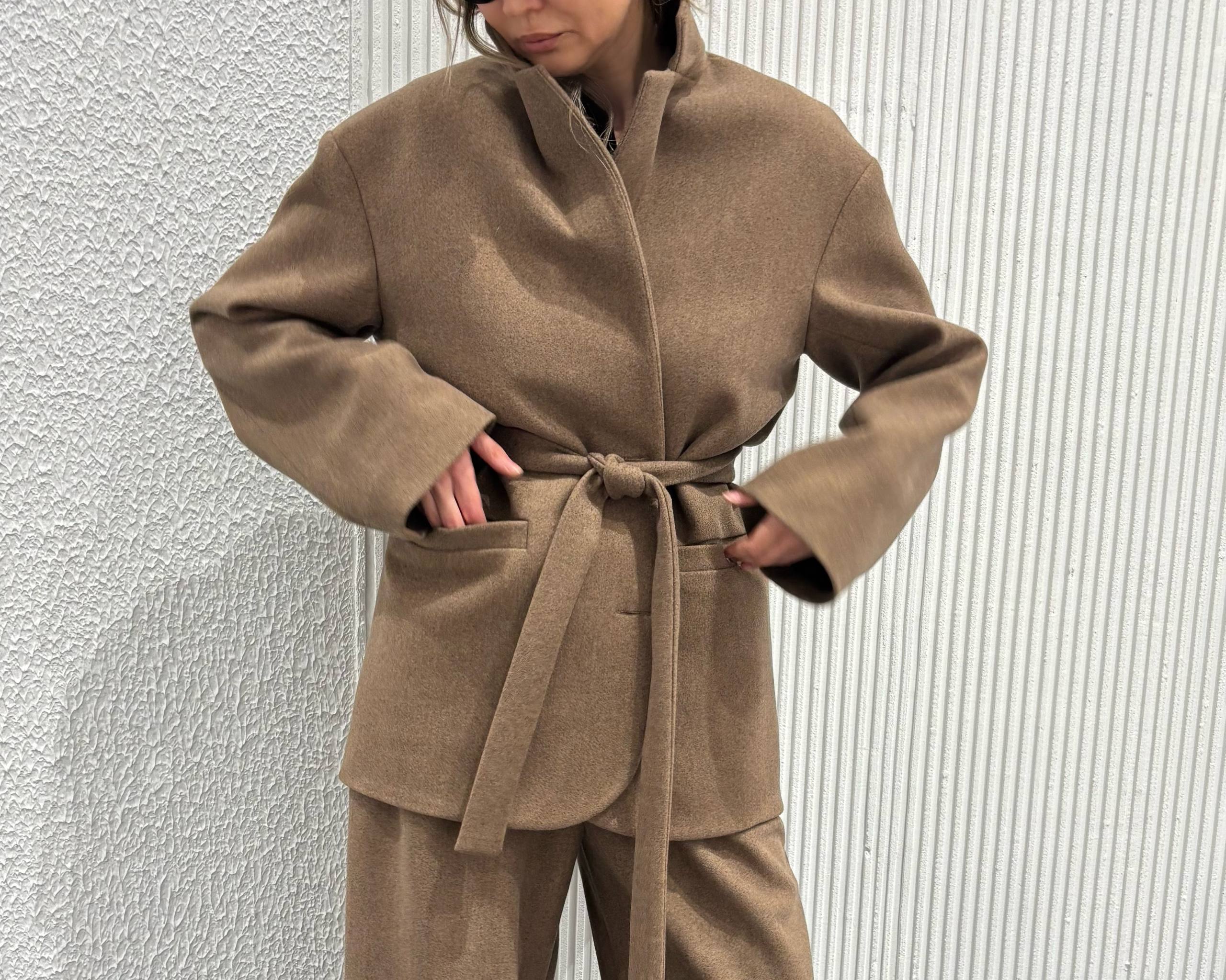 Пиджак свободного кроя PE.100.2212.10.2220.01 от интернет-магазина PFG STUDIO