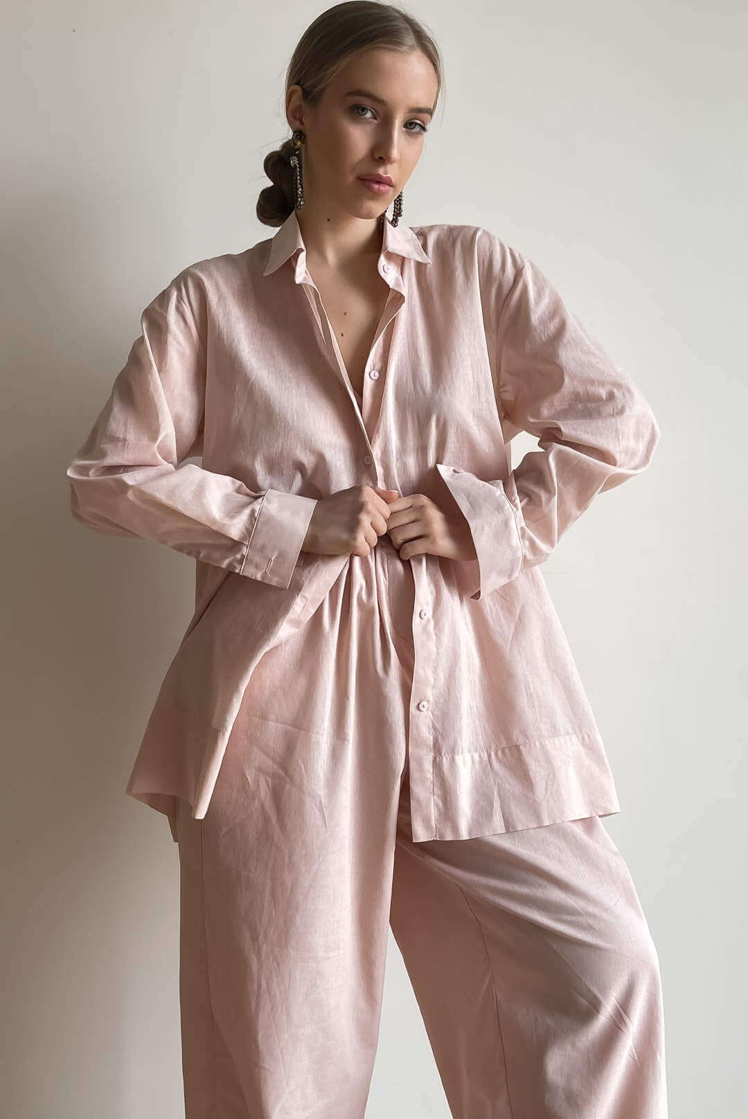 Блуза из батиста розовая PE.100.2212.05.16.099 от интернет-магазина PFG STUDIO