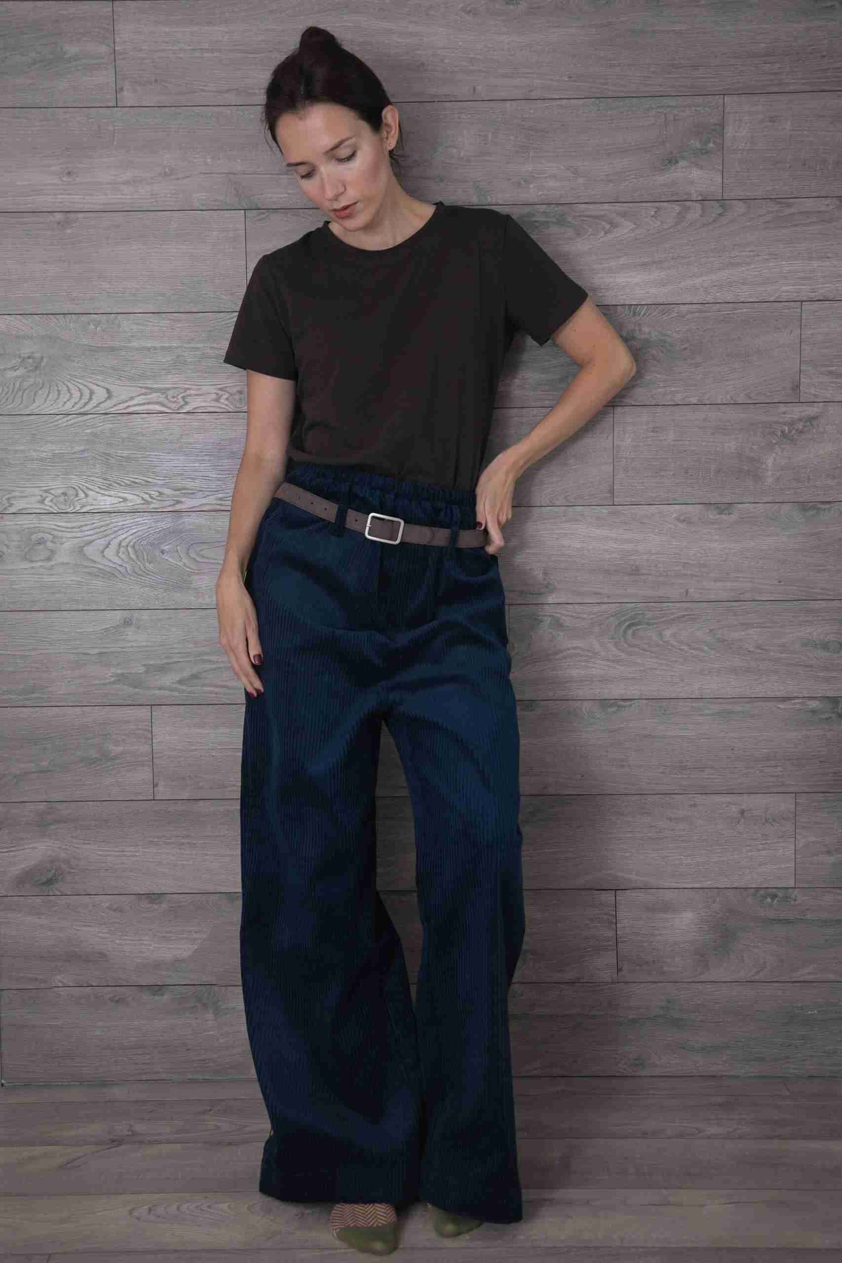 Брюки из вельвета с двойными шлевками  PE.100.2212.10.2220.05 от интернет-магазина PFG STUDIO