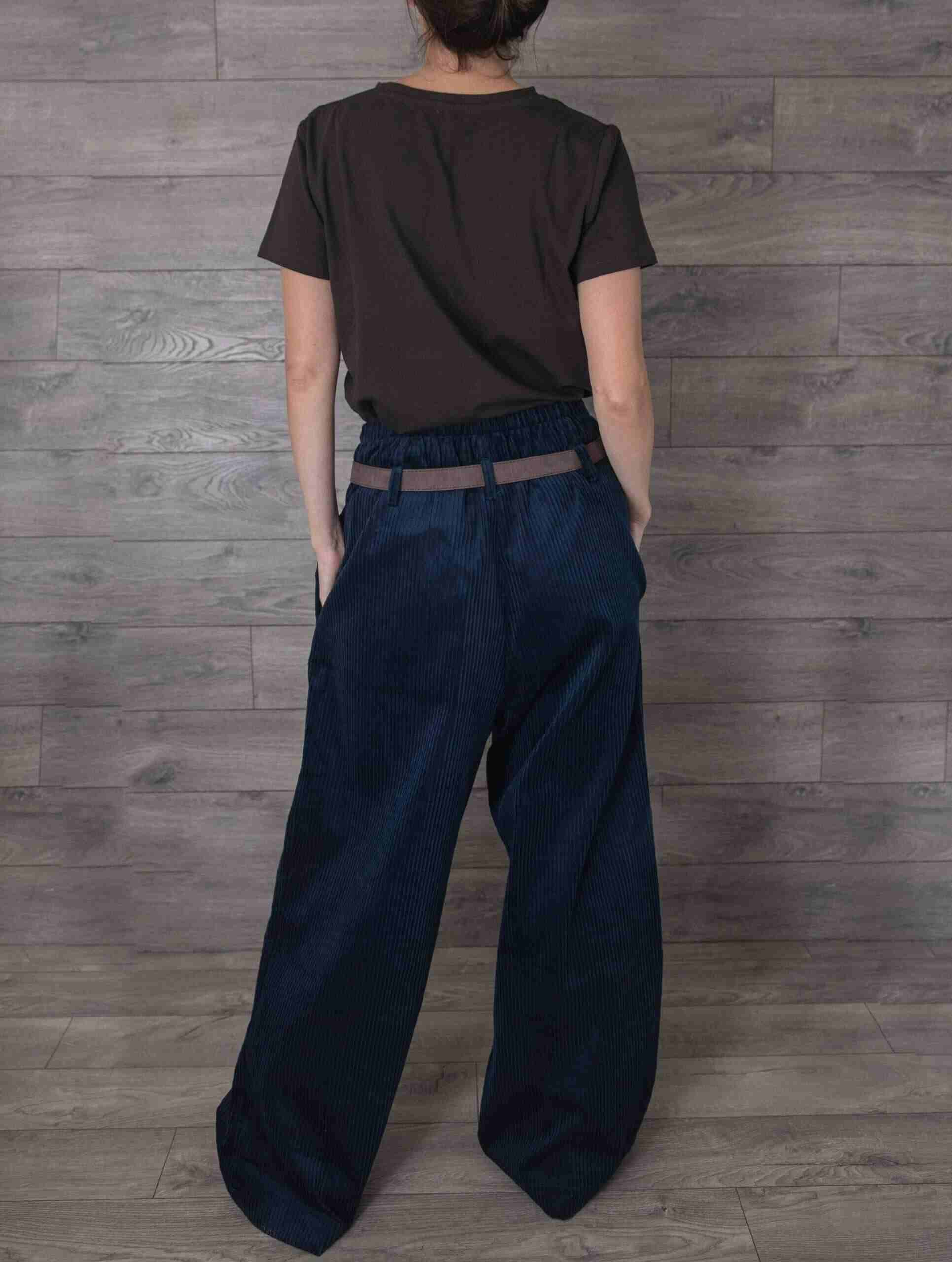 Брюки из вельвета с двойными шлевками  PE.100.2212.10.2220.05 от интернет-магазина PFG STUDIO