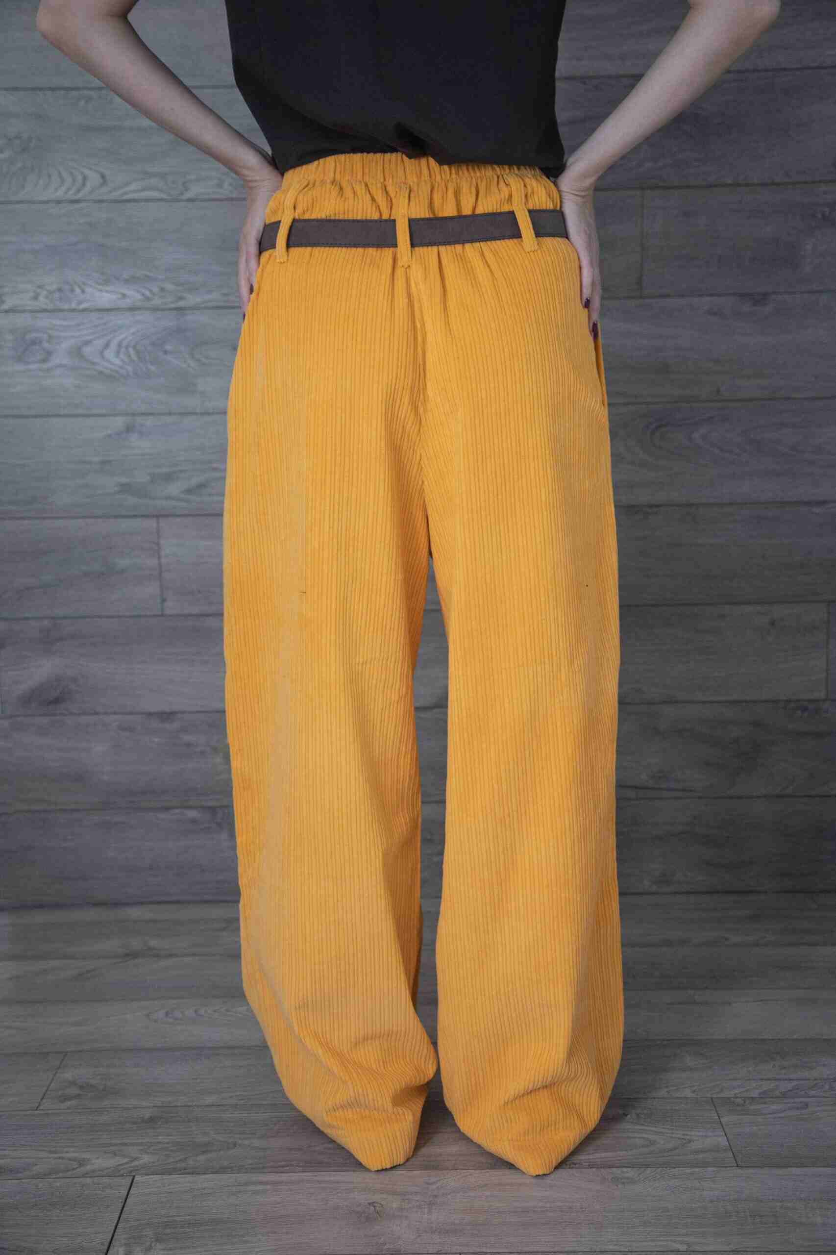 Брюки из вельвета с двойными шлевками  PE.100.2212.10.2220.04 от интернет-магазина PFG STUDIO